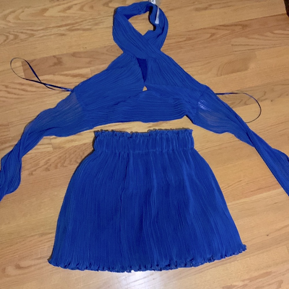 Bright blue skirt set in a size small